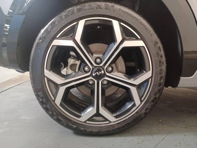 Kia Niro image 5
