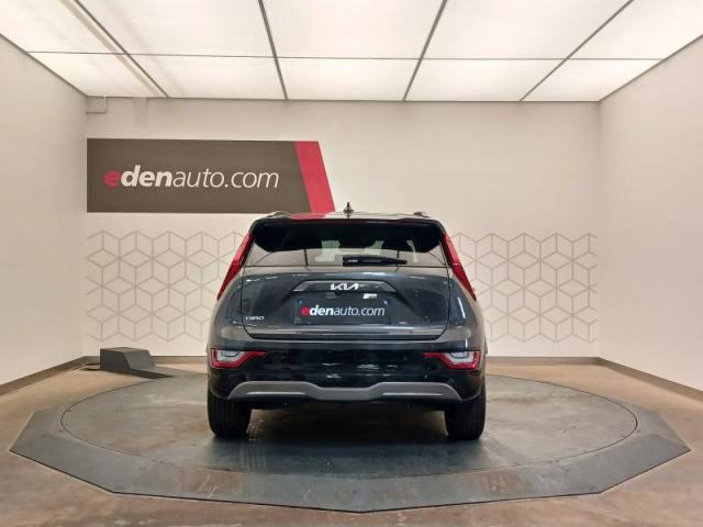 Kia Niro image 5