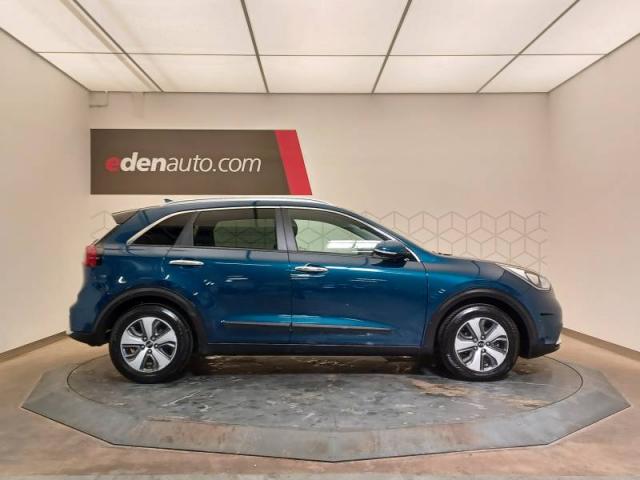 Kia Niro image 9