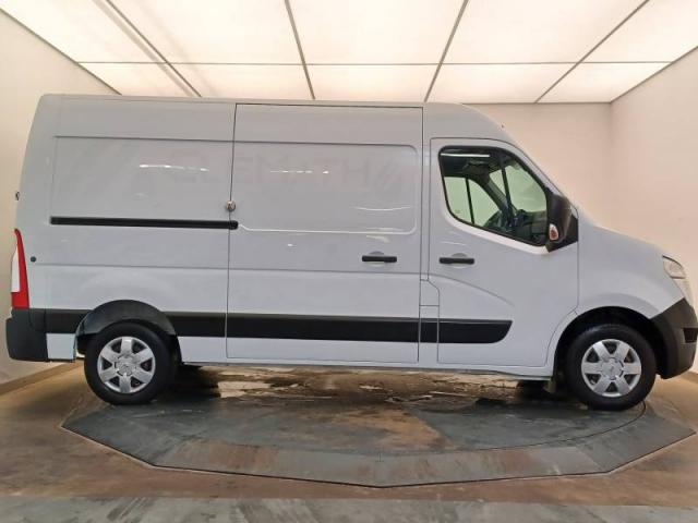 Nissan Nv400 image 2