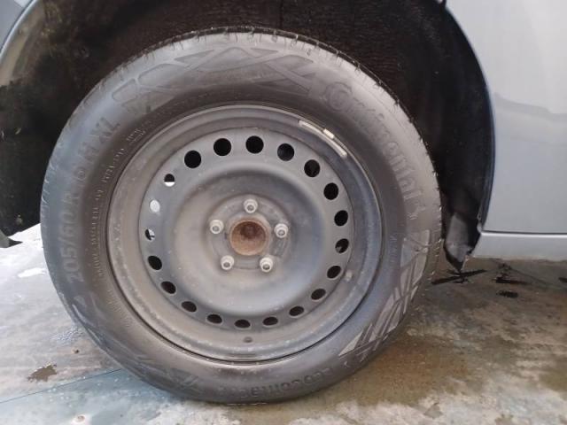 Nissan Townstar image 7