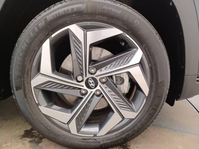Hyundai Tucson image 9