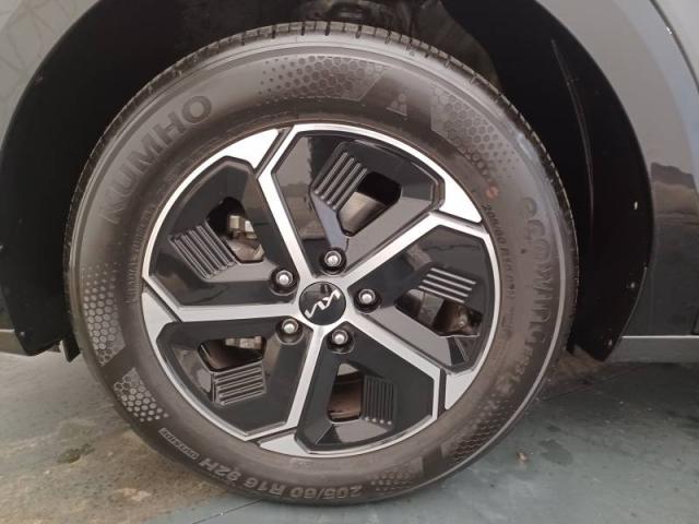 Kia Niro image 2