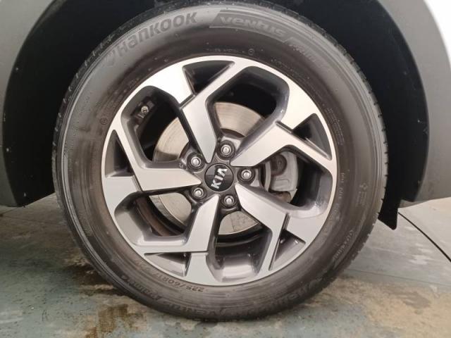 Kia Sportage image 9