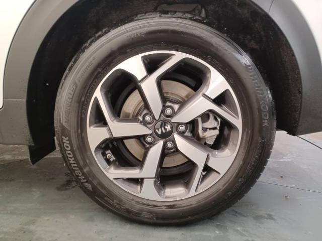 Kia Sportage image 8