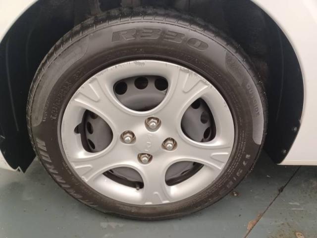 Kia Picanto image 5