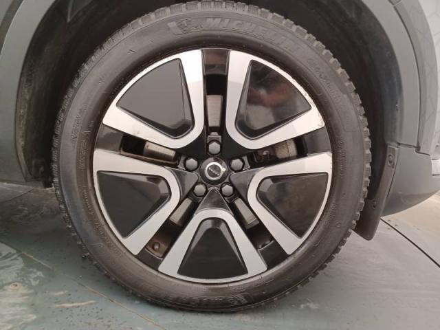 Volvo Xc40 image 6