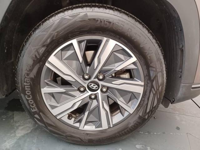 Hyundai Tucson image 8
