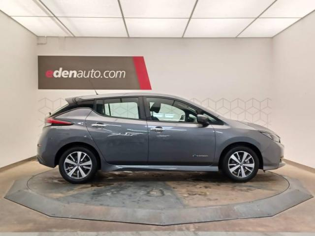Nissan Leaf image 3