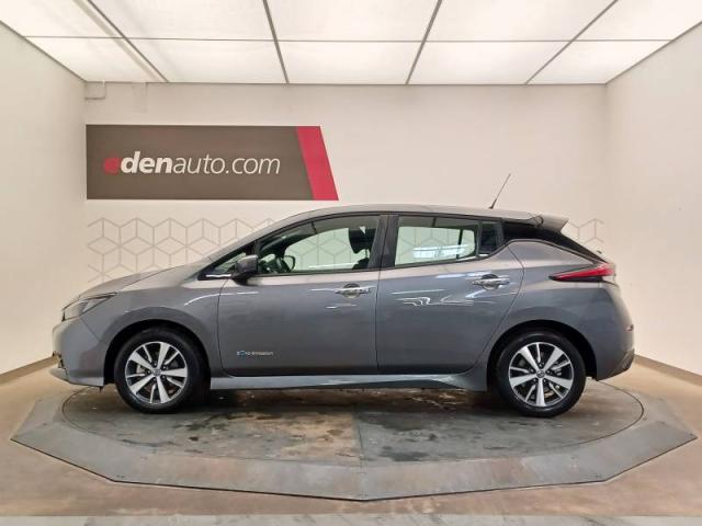 Nissan Leaf image 2