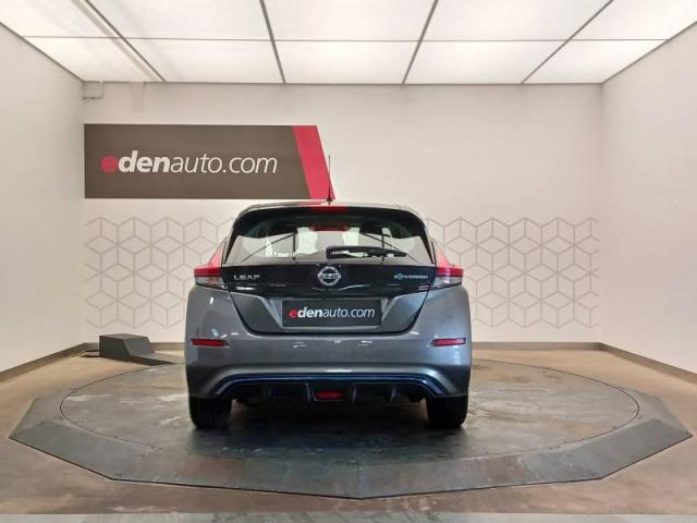 Nissan Leaf image 1