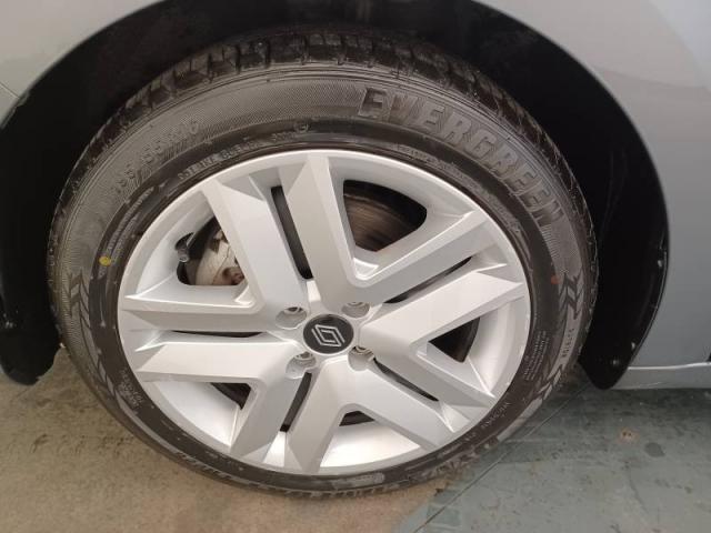 Renault Clio image 9