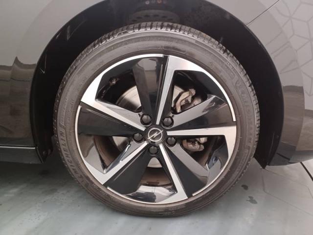Opel Astra image 2