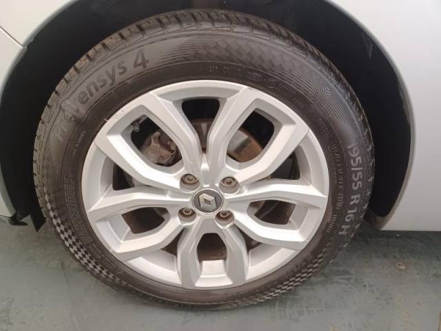 Renault Clio image 6