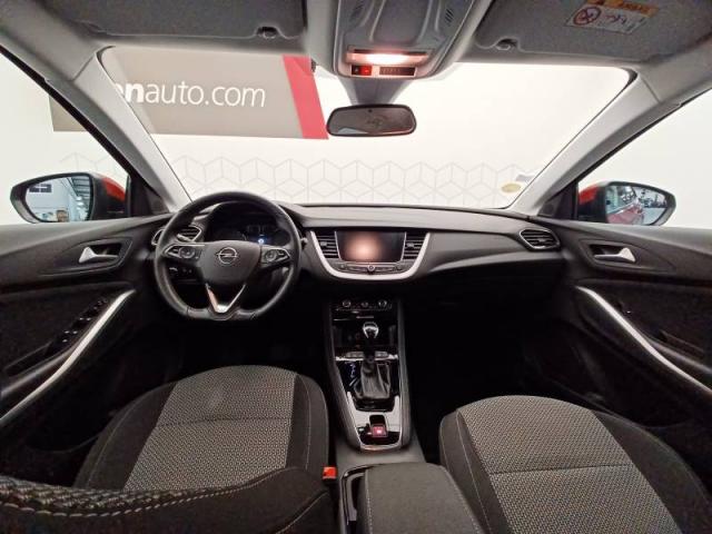 Opel Grandland X image 2
