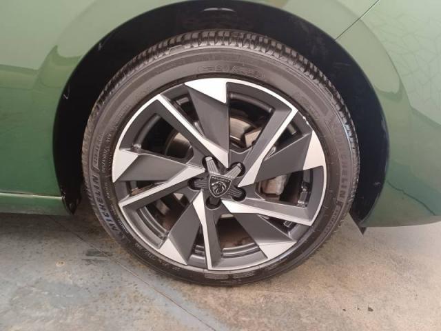 Peugeot 308 image 8