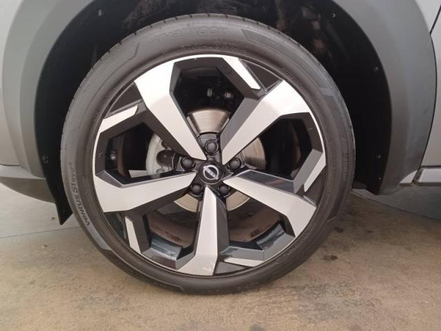 Nissan Juke image 8