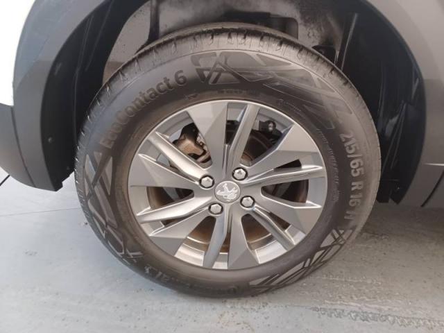 Peugeot 2008 image 4