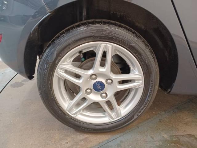 Ford Fiesta image 3