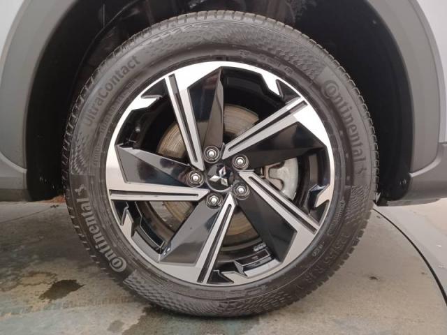 Mitsubishi Eclipse Cross image 8