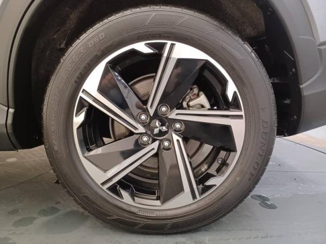 Mitsubishi Eclipse Cross image 2