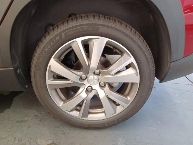 Peugeot 2008 image 2