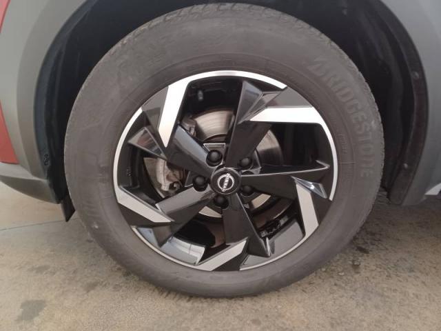 Nissan Juke image 8