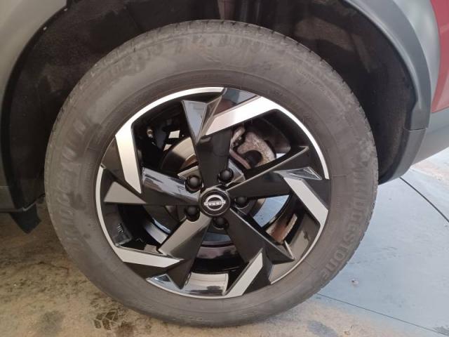Nissan Juke image 9