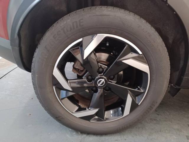 Nissan Juke image 4