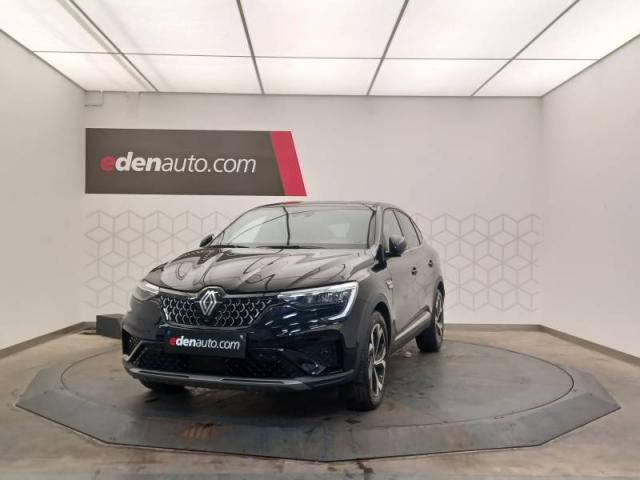 Renault Arkana E-Tech 145 - 23 Techno
