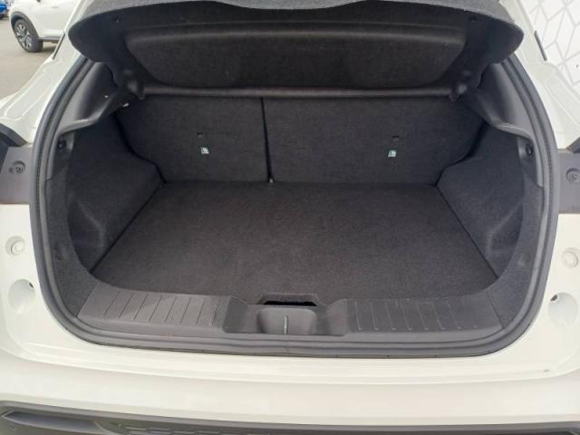 Nissan Juke image 6