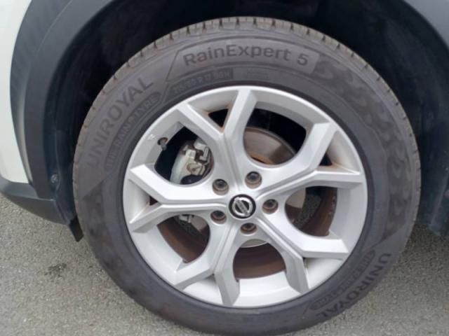 Nissan Juke image 7