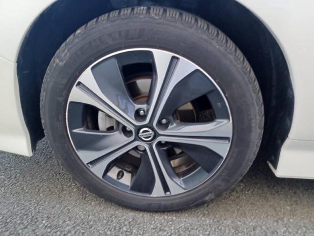 Nissan Leaf image 3
