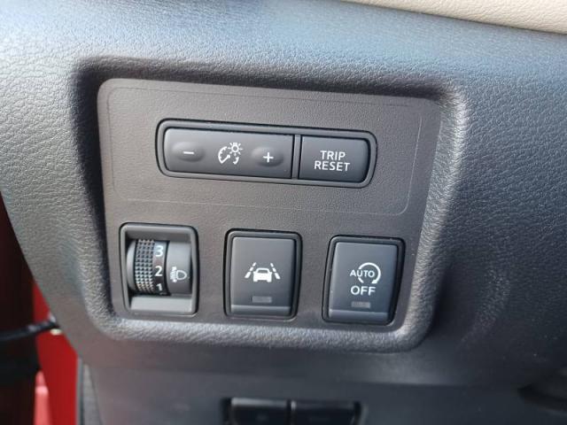 Nissan Micra image 1