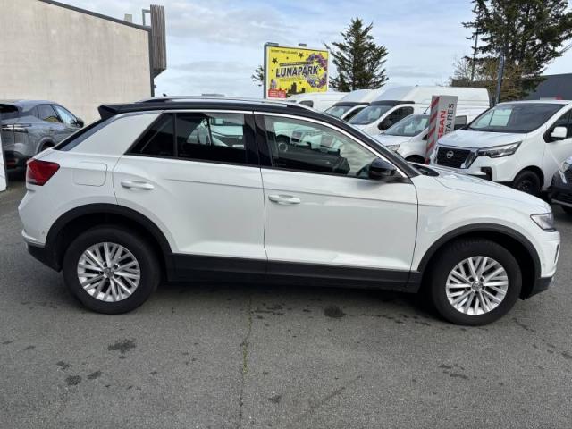 Volkswagen T-Roc image 5