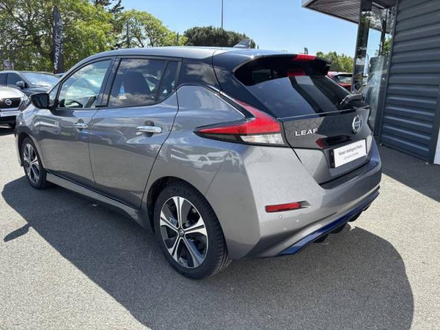 Nissan Leaf image 2