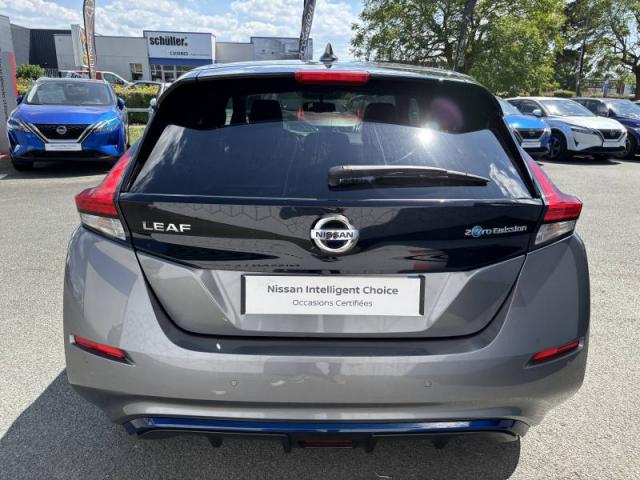 Nissan Leaf image 9