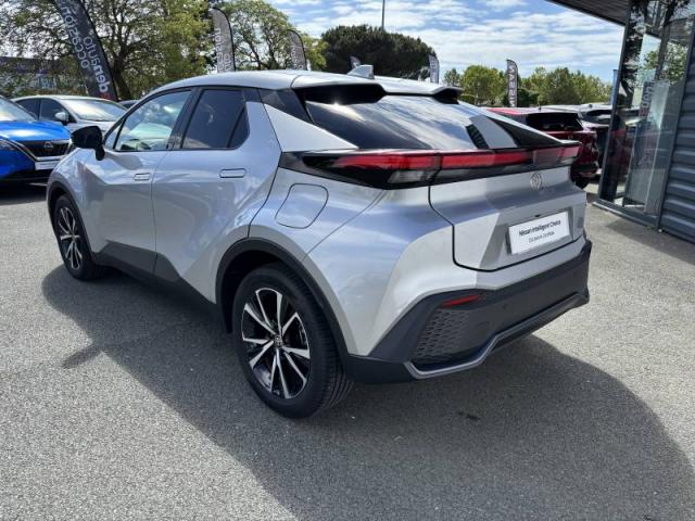Toyota C-Hr image 9