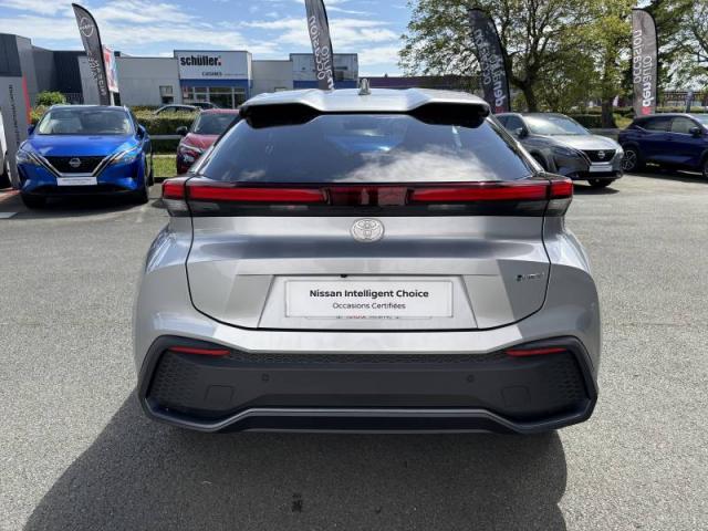 Toyota C-Hr image 6