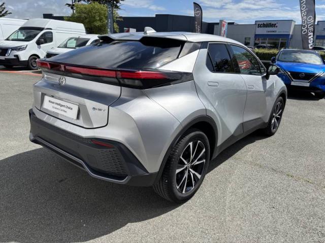 Toyota C-Hr image 2