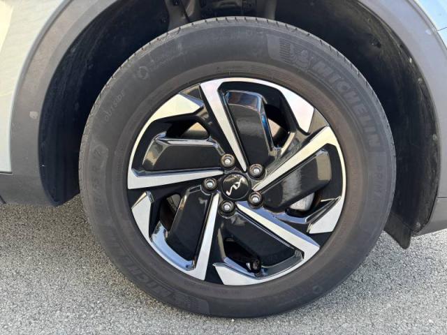 Kia Sportage image 6