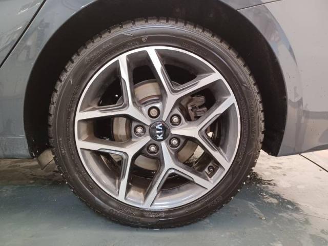 Kia Cee'D image 2