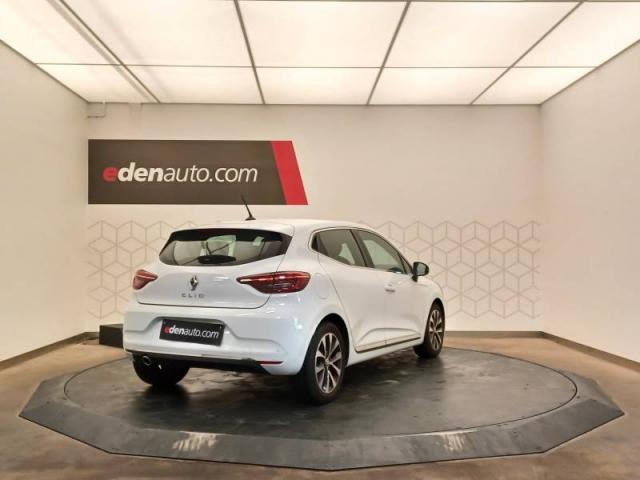 Renault Clio image 2
