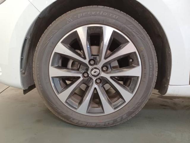 Renault Clio image 9