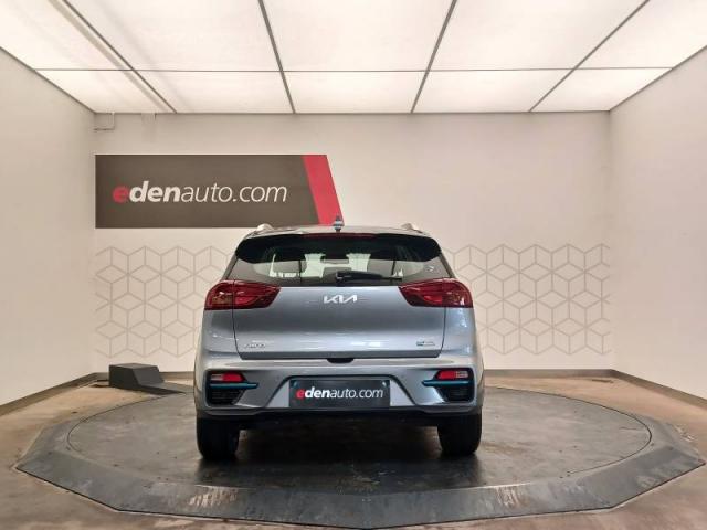 Kia Niro image 5