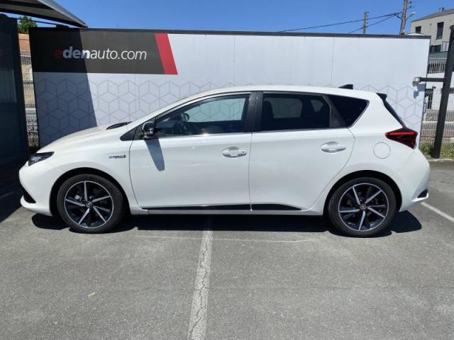 Toyota Auris image 1