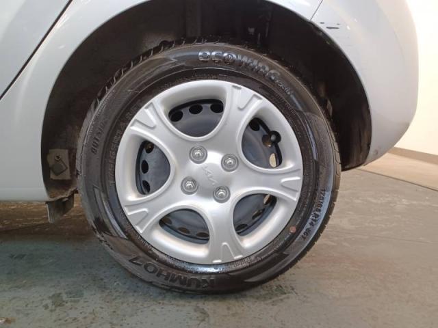 Kia Picanto image 2