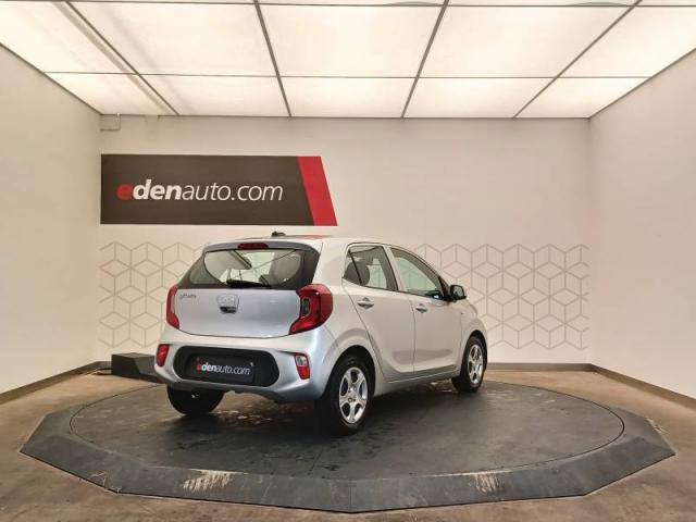 Kia Picanto image 9