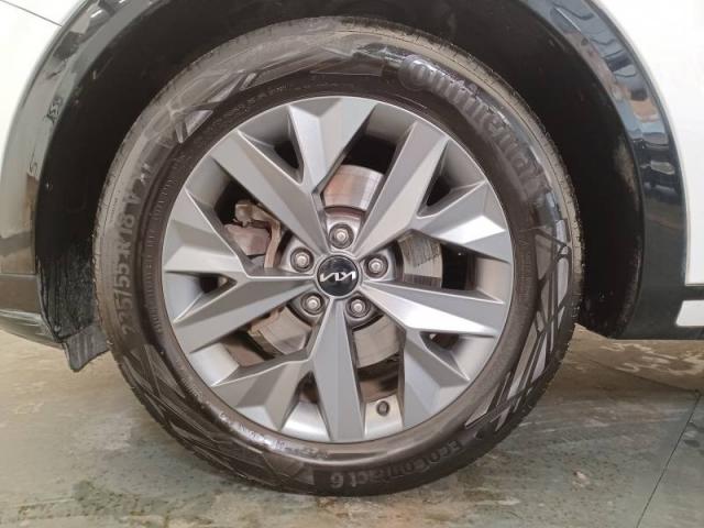 Kia Sportage image 8