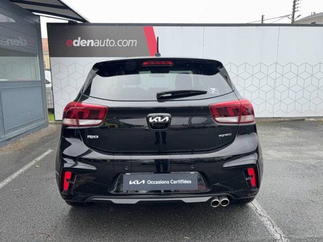 Kia Rio image 1
